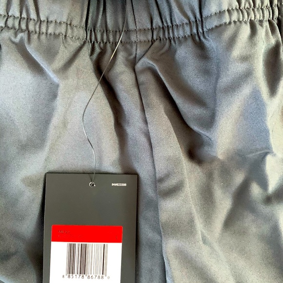 Nike Dri-Fit men’s jogging pants - Picture 2 of 9